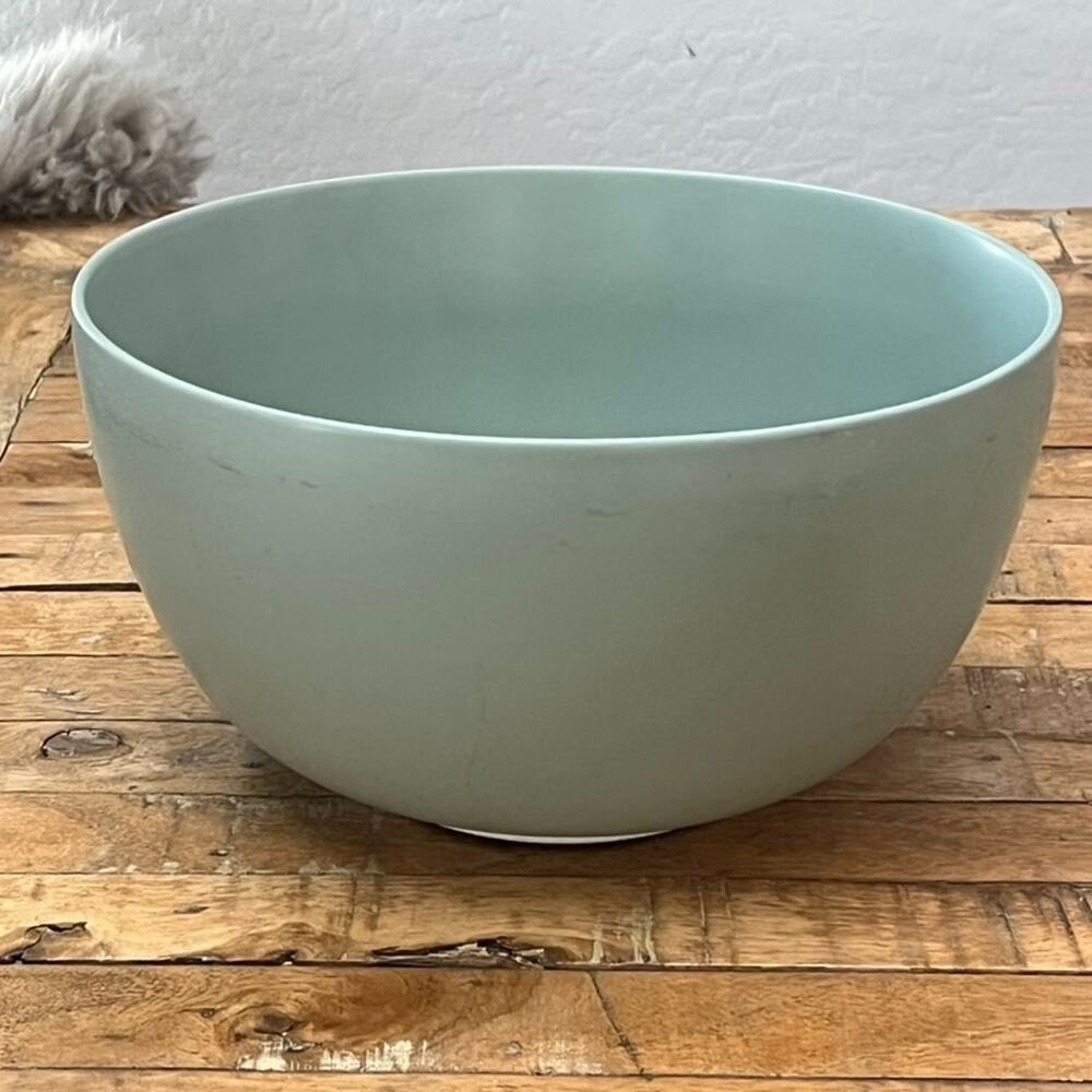 Crate & Barrel 10.5" Serving Bowl Stoneware Light Green Matte